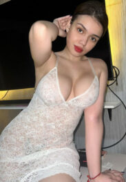Call Girls In Pandav Nagar 9953056974 Call Girls in Delhi Escorts and Call Girls